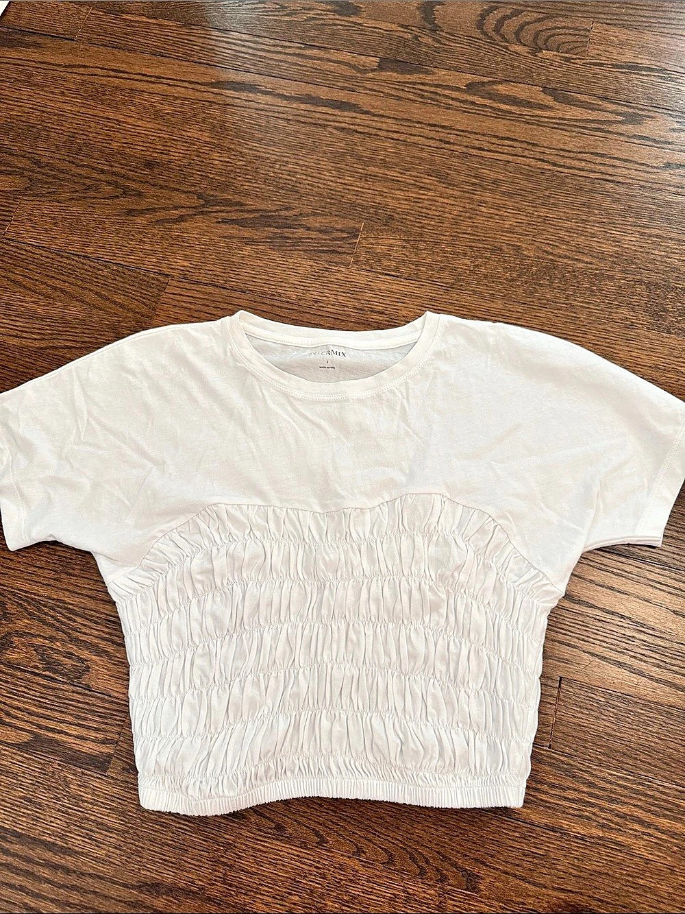 Smocked Cropped Short Sleeve Top in White Like New